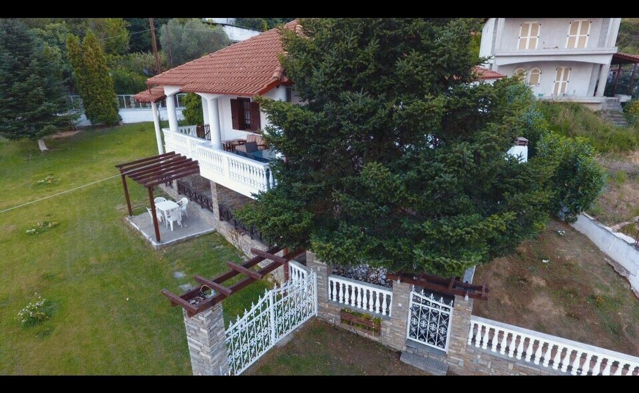 Villa Paradisos Likostomon Exterior photo